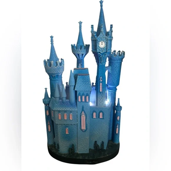 Disney Cinderella Castle Light-Up Display - Picture 5 of 10